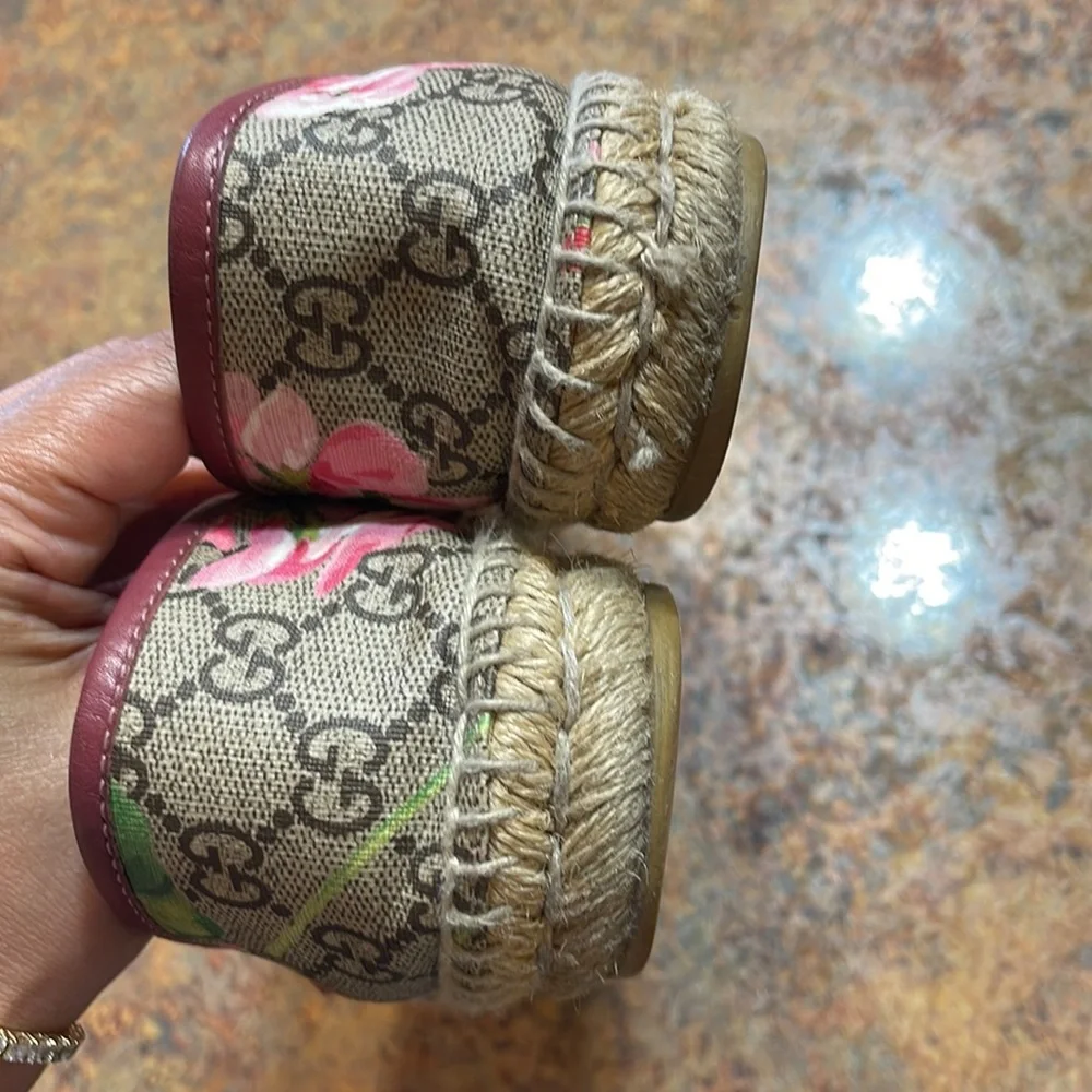 Gucci espadrilles size 6 - Picture 4 of 7
